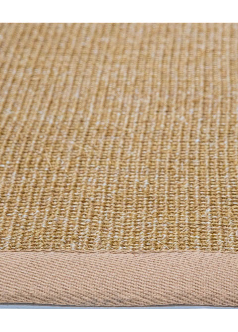 Tapete Texturizado Beige con Borde Sutil para un Toque Natural