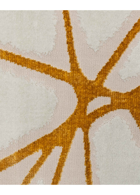 Tapete Moderno Neutro con Diseño Geométrico en Dorado