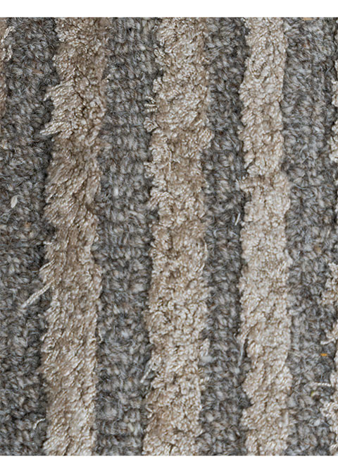 Tapete Moderno Gris con Diseño de Líneas Horizontales en Neutro